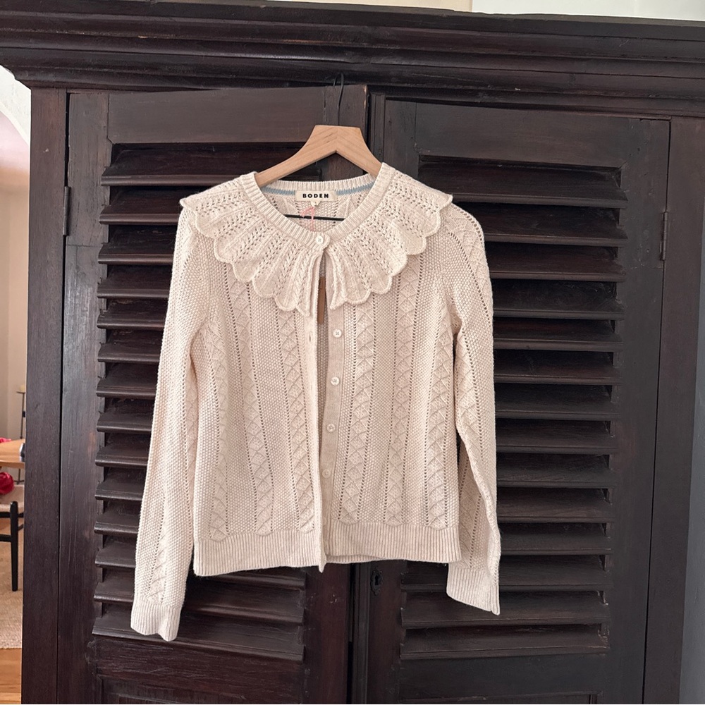 Boden NEW knit Elegant Cream Sweater with Scalloped Collar